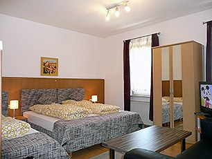 Dreibettzimmer